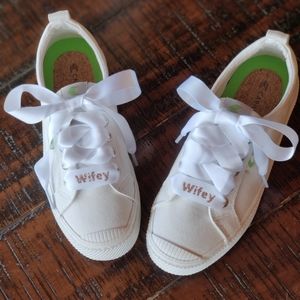 White wifey shoe laces